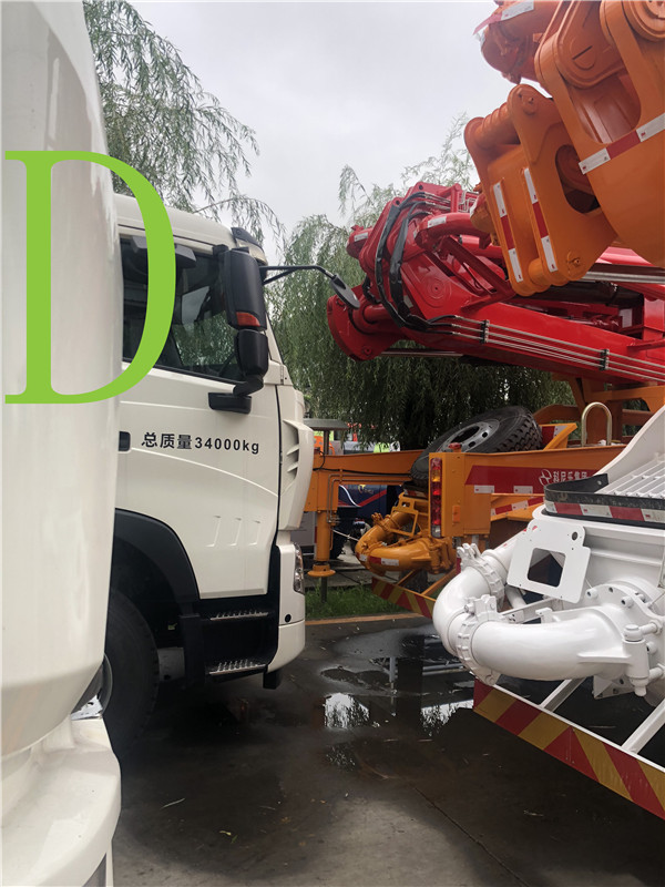 青島混凝土泵車(chē)價(jià)格 (8)