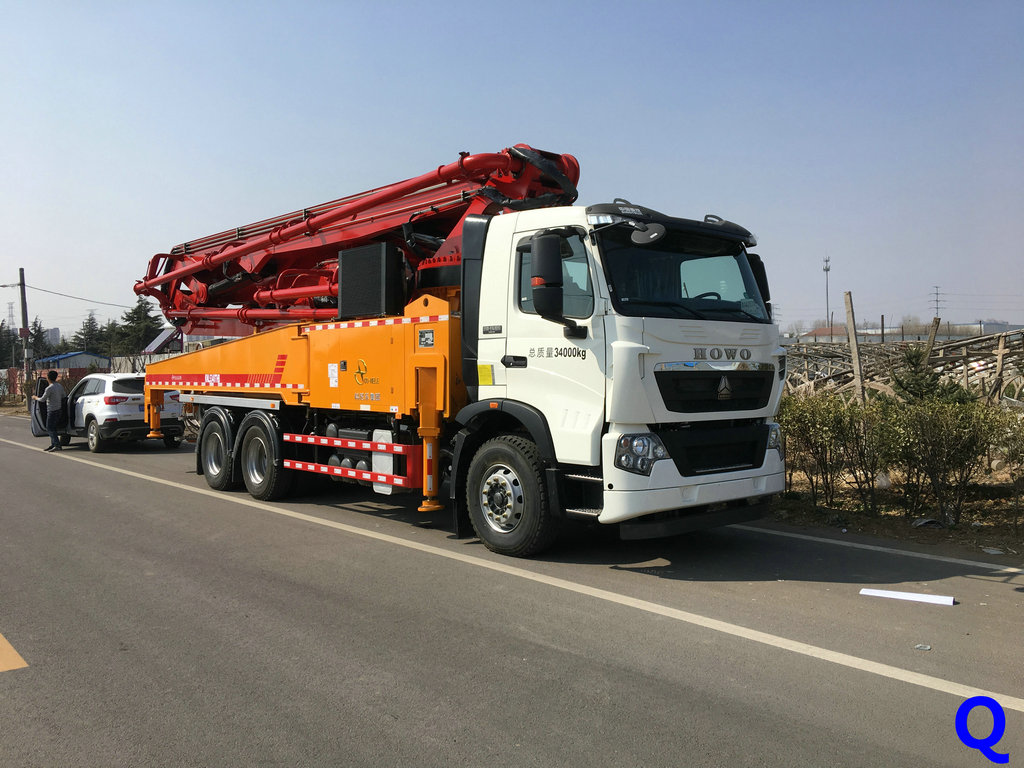 小型泵車、天泵、小型混凝土泵車