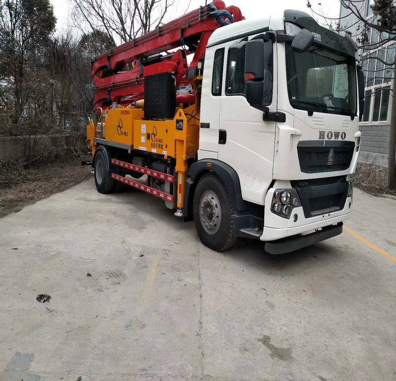 小型混凝土泵車，天泵，小型泵車