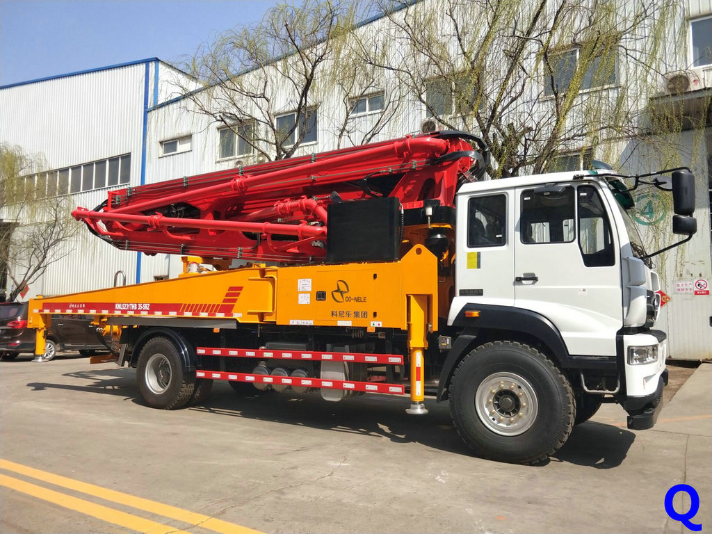 小型混凝土泵車，天泵，小型泵車，混凝土泵車