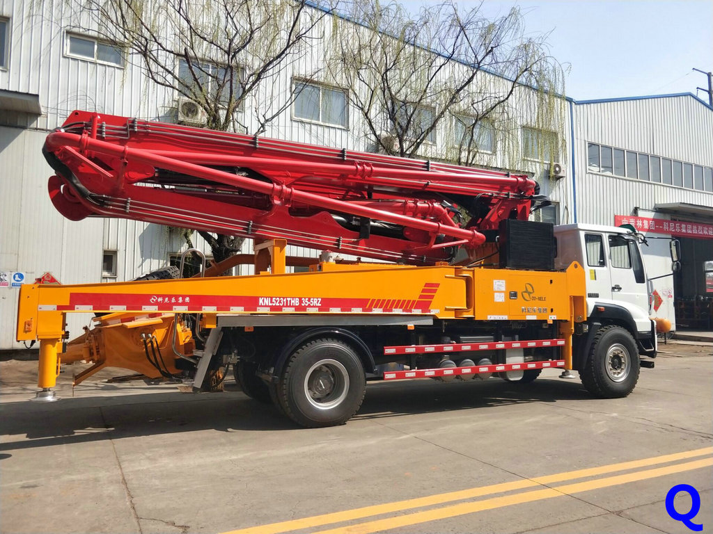 科尼樂天泵，小型混凝土泵車