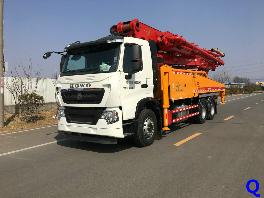 小型混凝土泵車，科尼樂天泵，小型泵車，混凝土泵車，泵車圖片