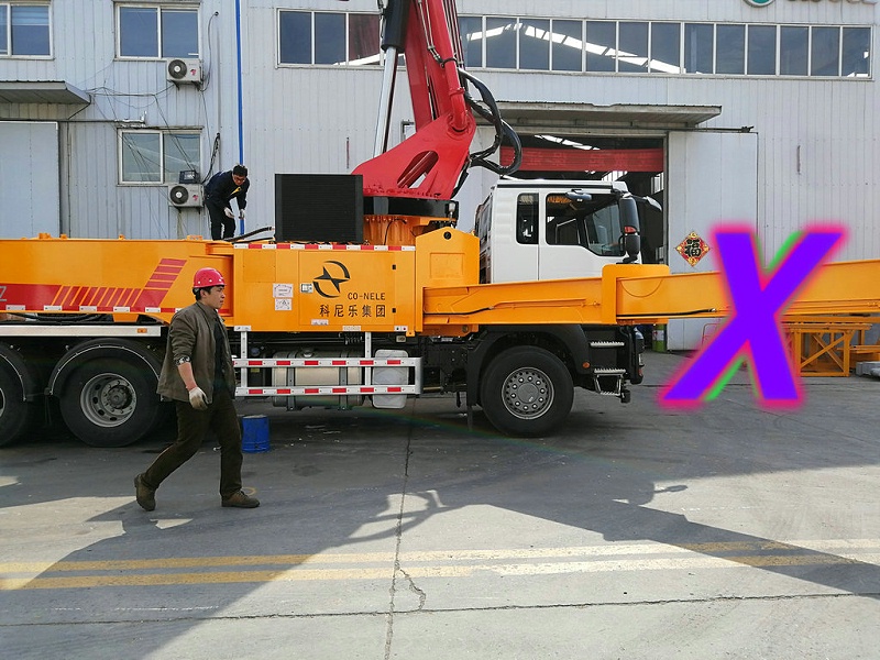 青島小型混凝土泵車價格 (5)