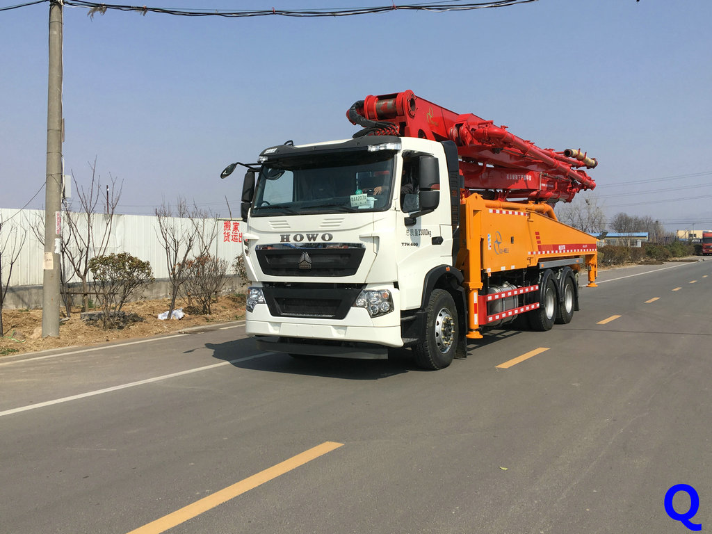 小型混凝土泵車，小型泵車，混凝土泵車，天泵