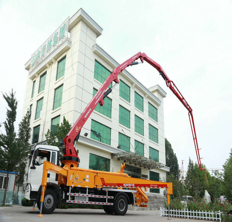 混凝土泵車，小型混凝土泵車，天泵