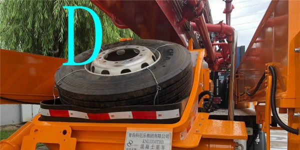 用了小型混凝土泵車這么久，原來是這么泵送的