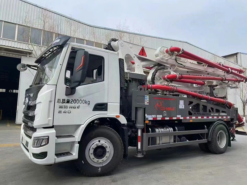 32米泵車 (1)